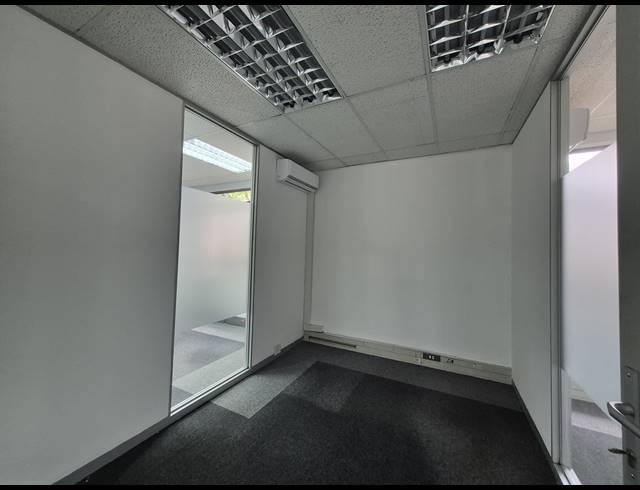 260M² OFFICE TO LET IN HYDE PARK
